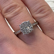 Load image into Gallery viewer, Beautiful Half Carat Diamond Ring - Product Code - G825
